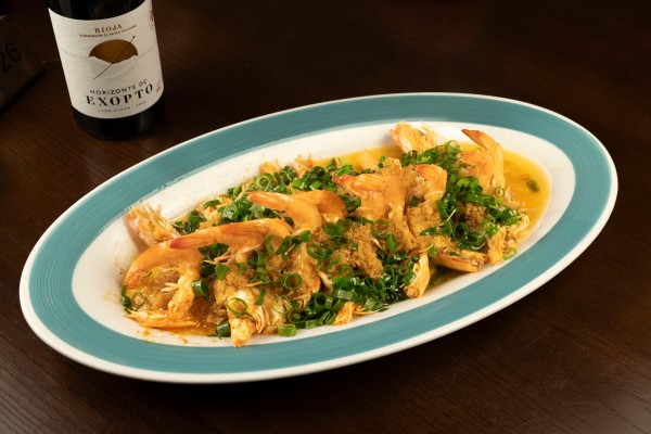 LANGOSTINOS REBANADOS CON SALSA DE AJO
