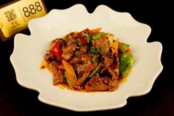 TERNERA CON SALSA PICANTE