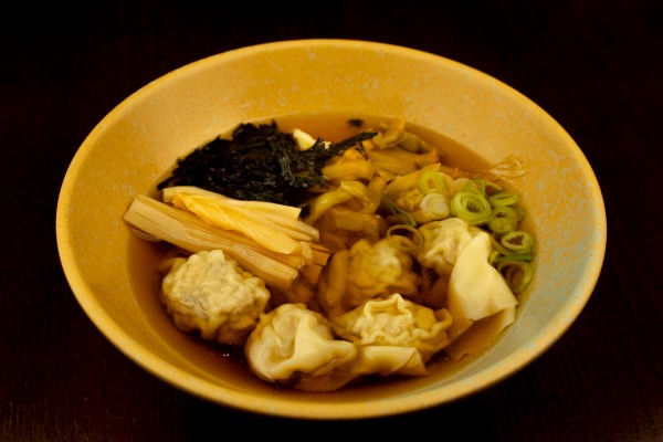 M60.WONTONS DE GAMBA Y CEBOLLINO