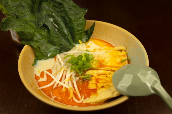 M115.RAMEN VEGETAL